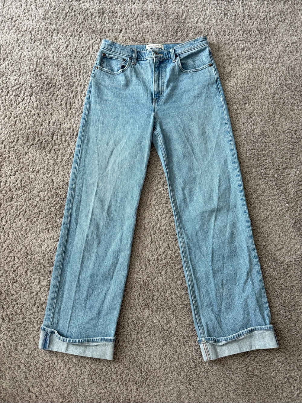 90’s relaxed Abercrombie & Fitch Light Wash Straight-Leg Jeans